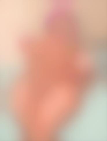 Chubby Futa Milf Win Or Lose Vanessa Cumming On Her Legs