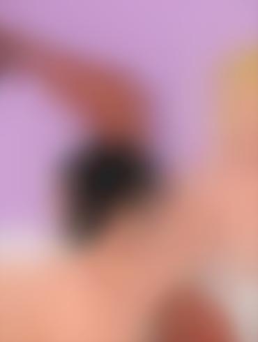 alice mitchell big booty milf pussy licking